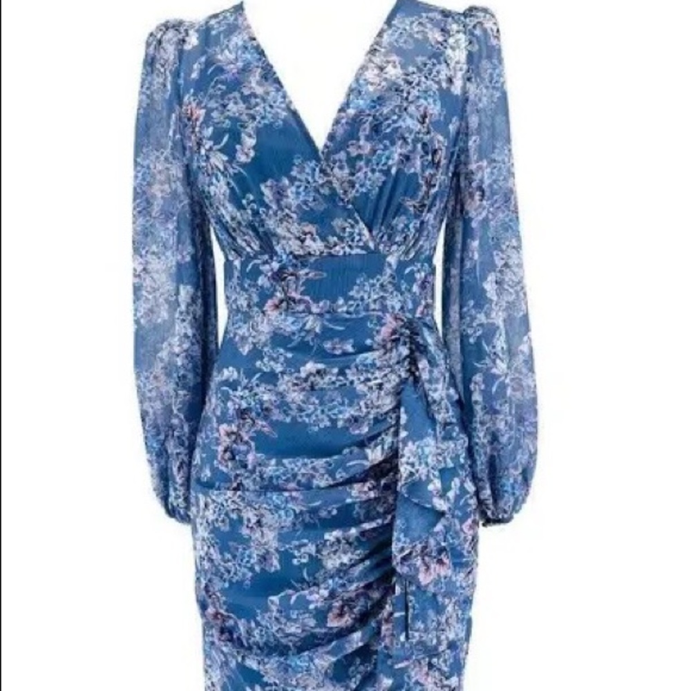 Ever New Gorgeous Light Blue Floral Short Dress